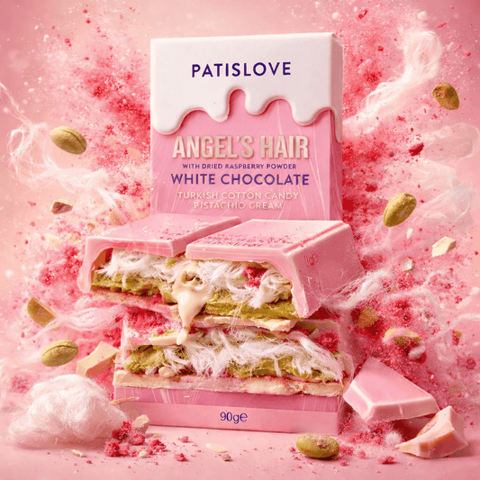 Angel's Hair Málnaporos Fehércsokoládé Piszáciakrémmel és Vattacukorral Töltve 90G